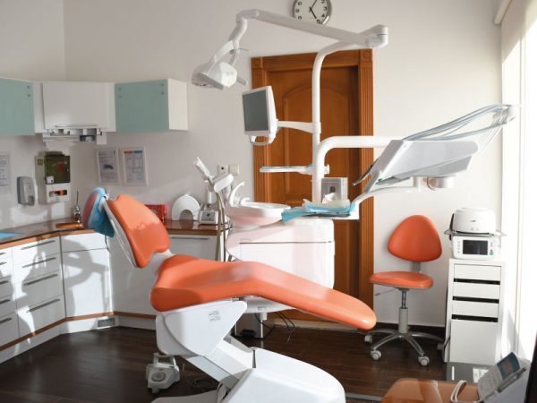 clinica-dental-b3-hospitalet-de-llobregat